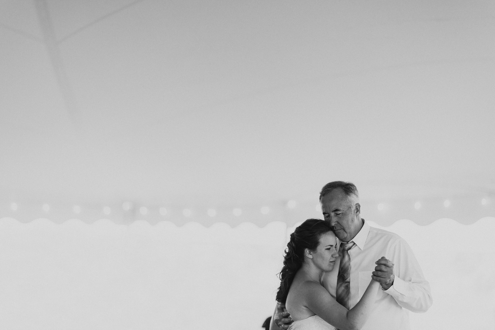 new-hampshire-wedding-photographer