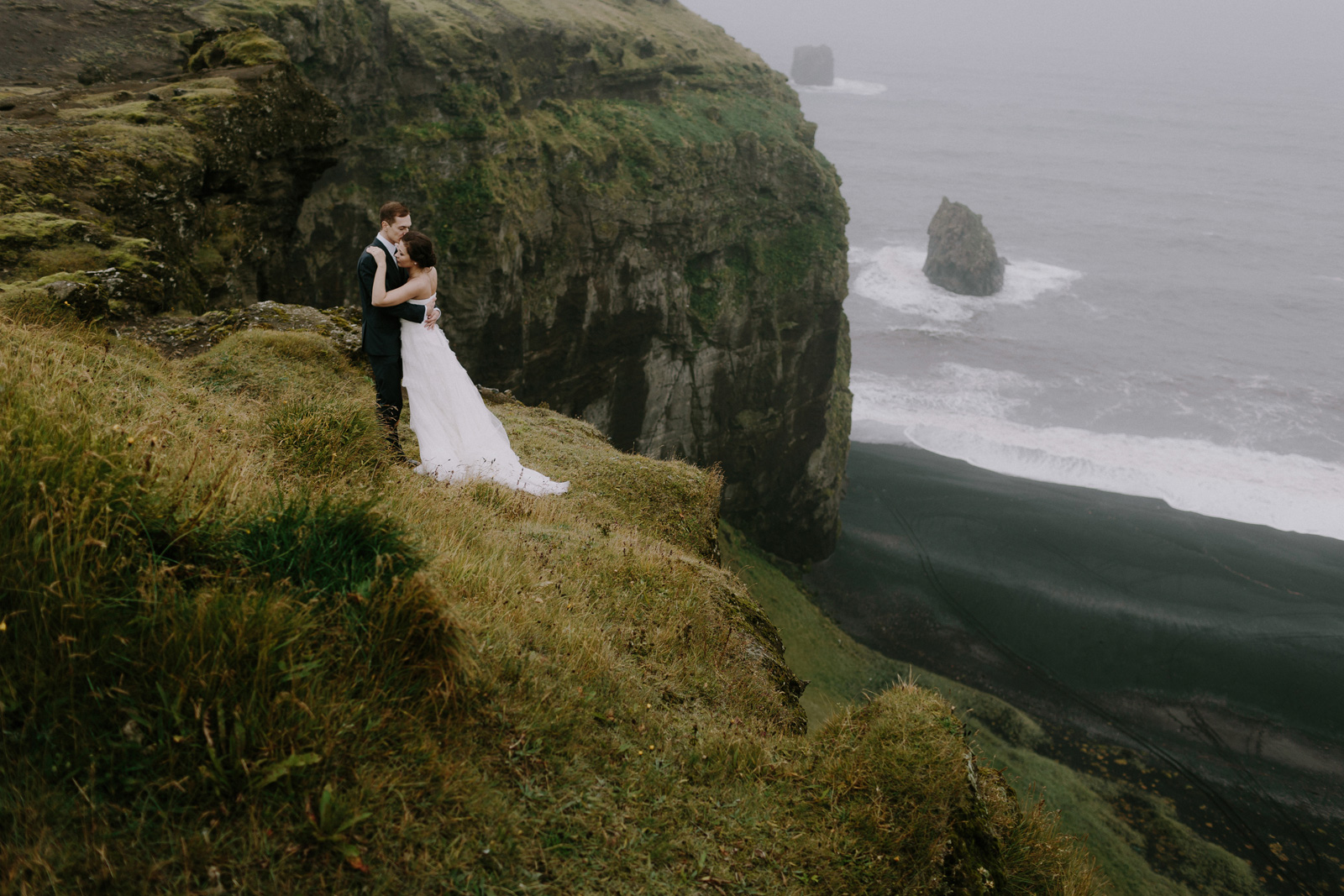 iceland-elopement-photographer