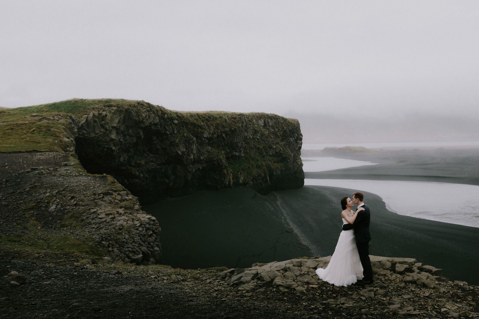 iceland-elopement-photographer
